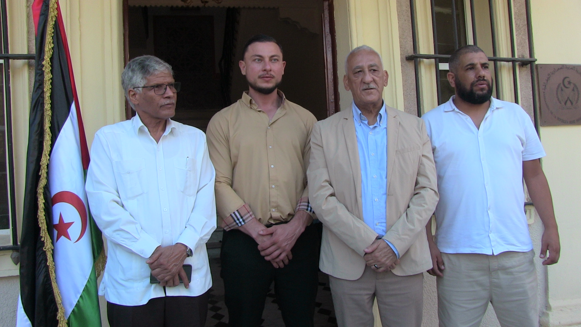 السفير الصحراوي بالجزائر يستقبل رئيس جمعية جيل التعاون والتضامن بالجالية الجزائرية بفرنسا