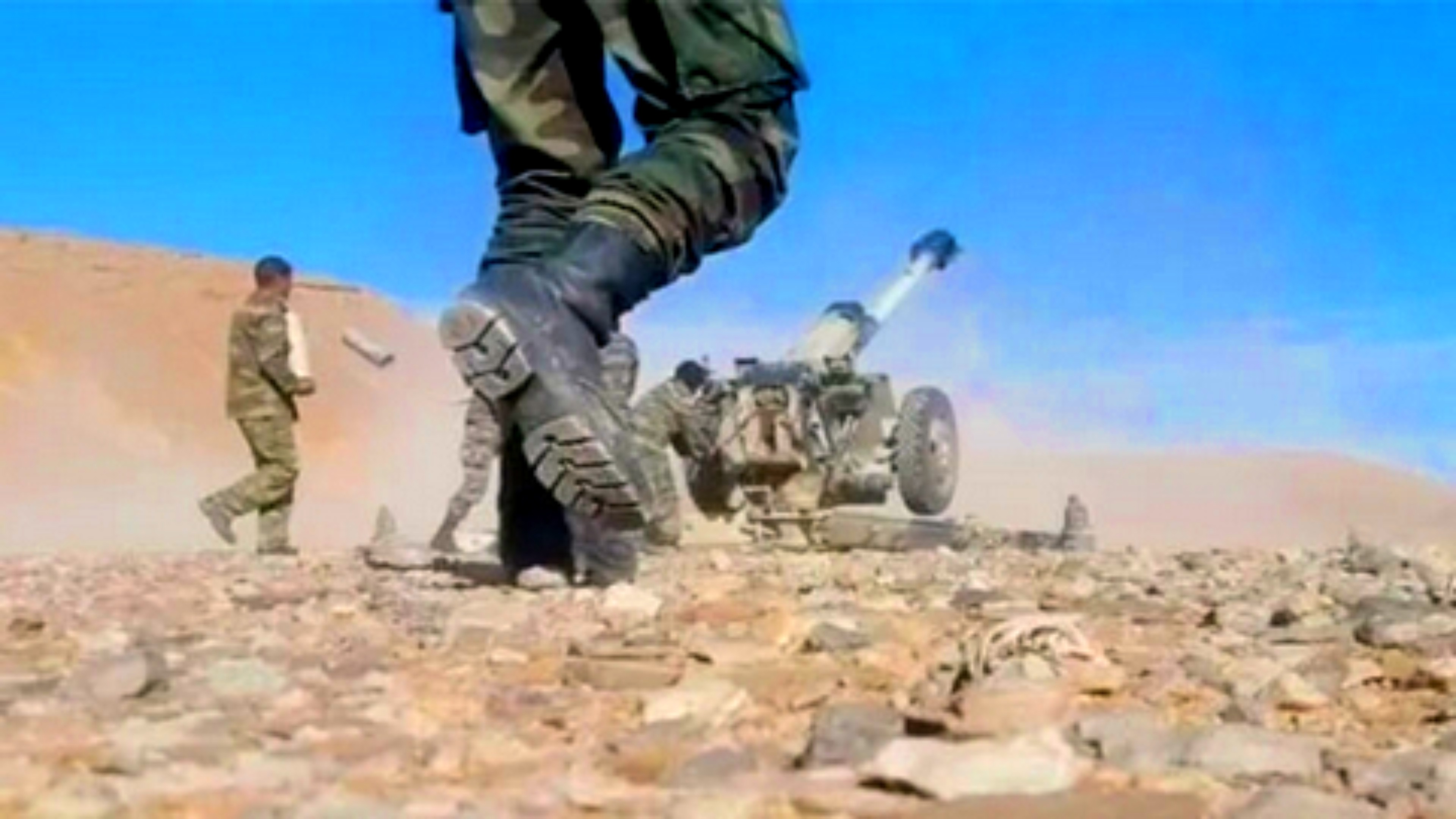 وحدات جيش التحرير الشعبي الصحراوي تستهدف تخندقات جنود الاحتلال بمنطقة أعكد أركان