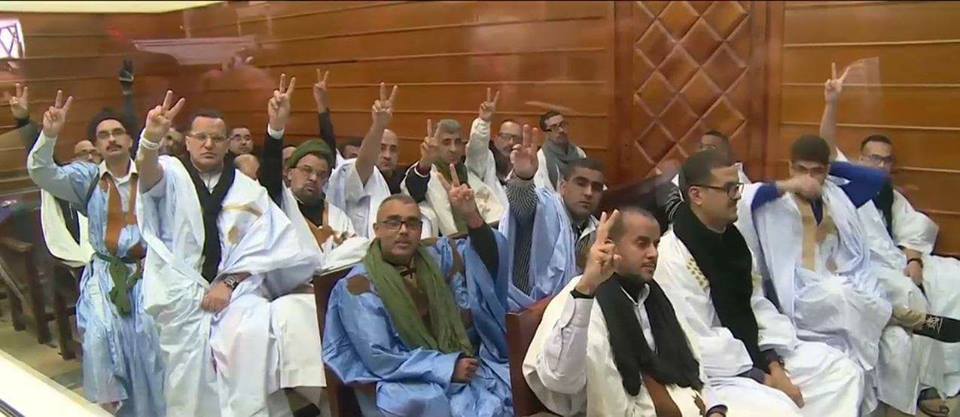 أسيران صحراويان ضمن مجموعة “أگديم إزيك” يضربان عن الطعام