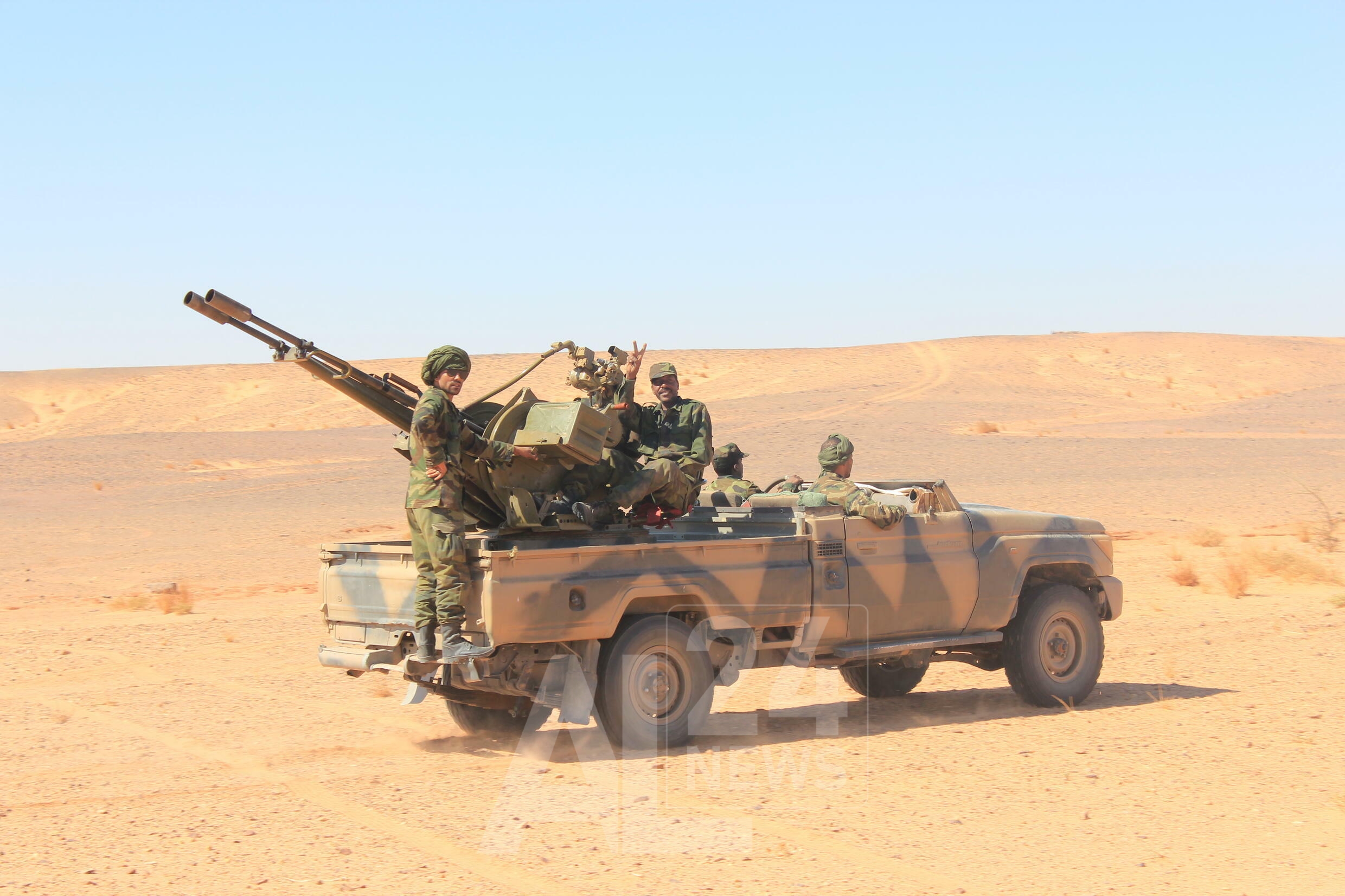 وحدات الجيش الصحراوي تستهدف مقرا لفيلق جنود الاحتلال بقطاع المحبس.